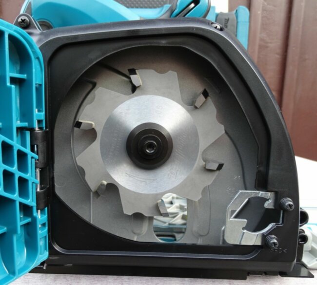 Фрезер дисковый по композиту Makita